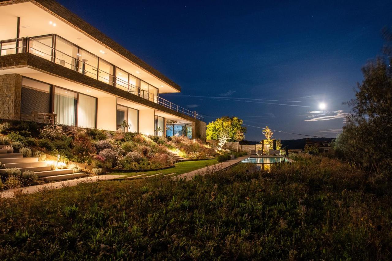 Monte Piccolo B&B บูเย ภายนอก รูปภาพ
