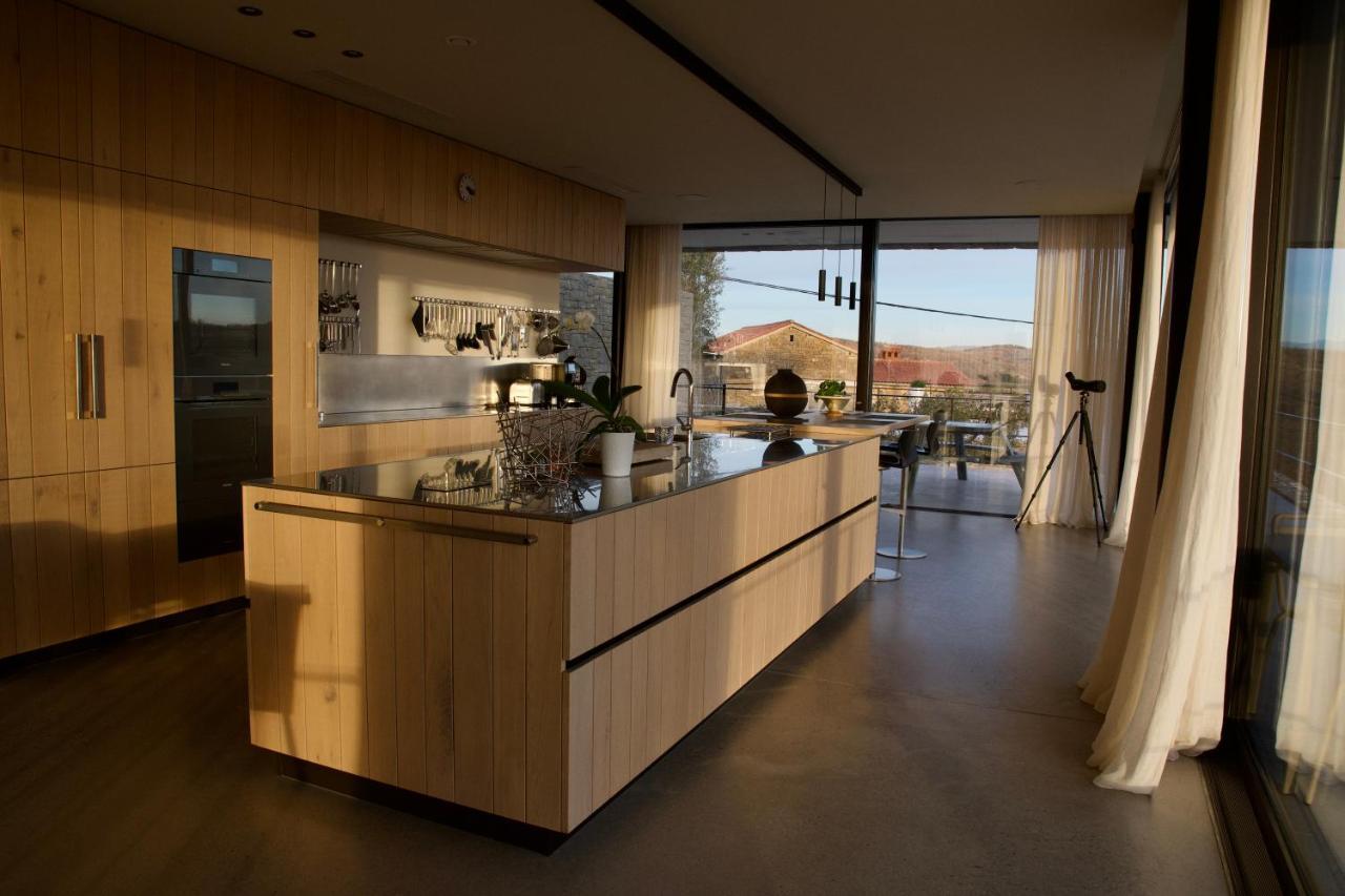 Monte Piccolo B&B บูเย ภายนอก รูปภาพ