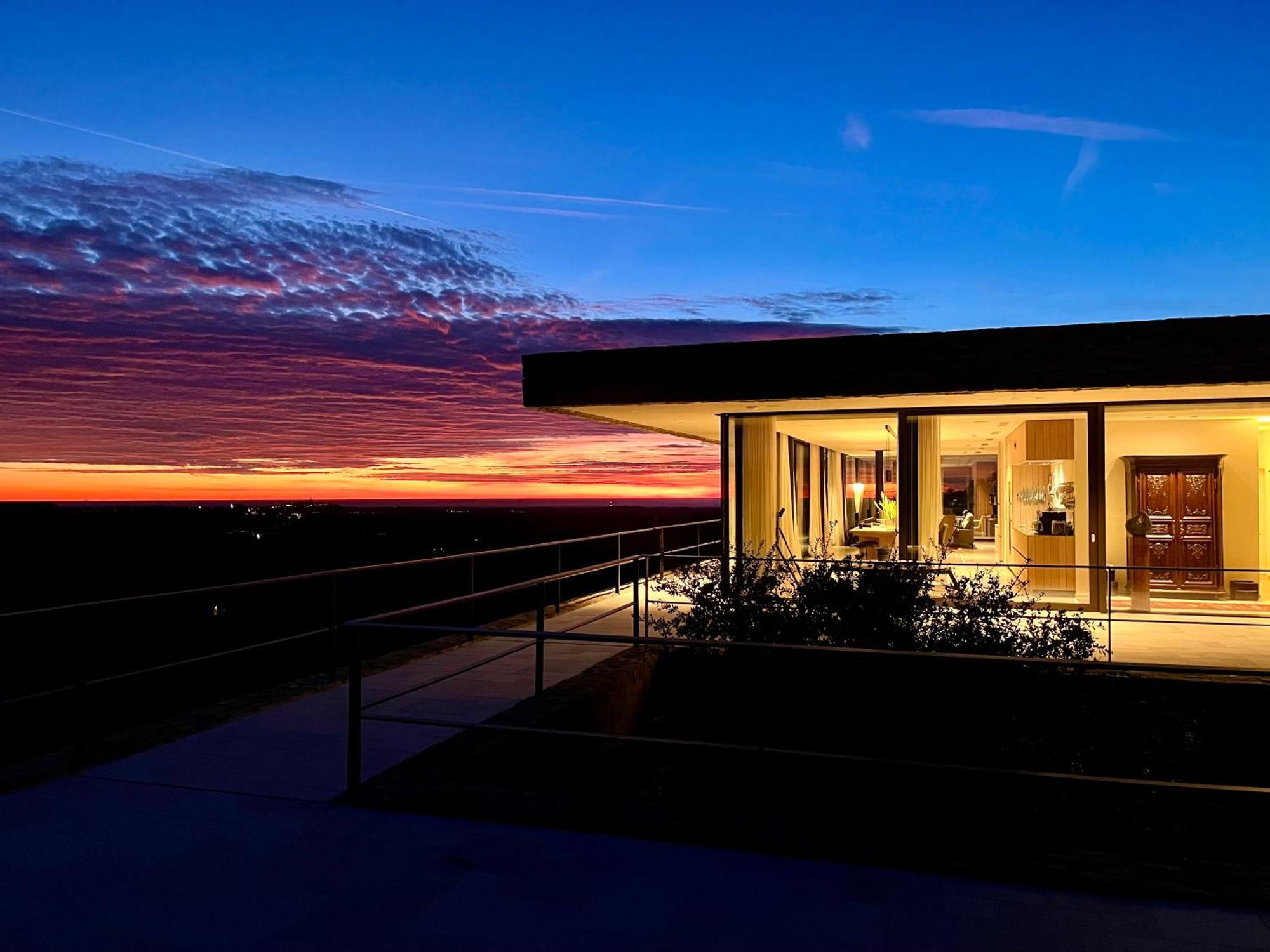 Monte Piccolo B&B บูเย ภายนอก รูปภาพ